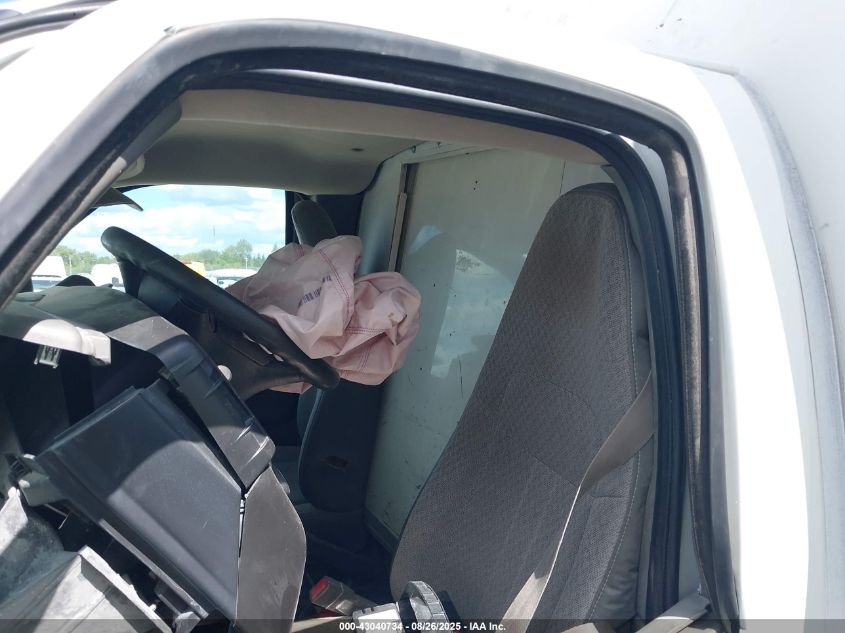 2015 Chevrolet Express Cutaway 3500 VIN: 1GB3G3CG5F1130754 Lot: 43040734