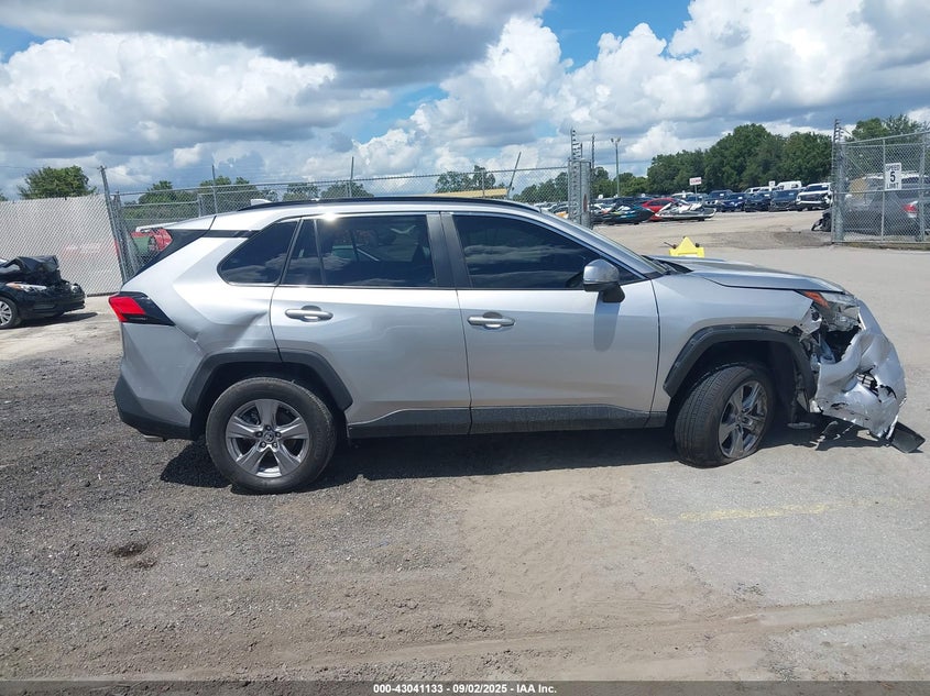 2023 TOYOTA RAV4 HYBRID XLE - 4T3RWRFV3PU102010