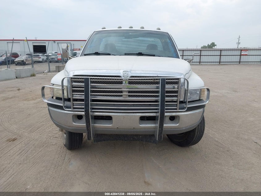 1999 Dodge Ram 3500 St VIN: 3B6MC3666XM577097 Lot: 43041238