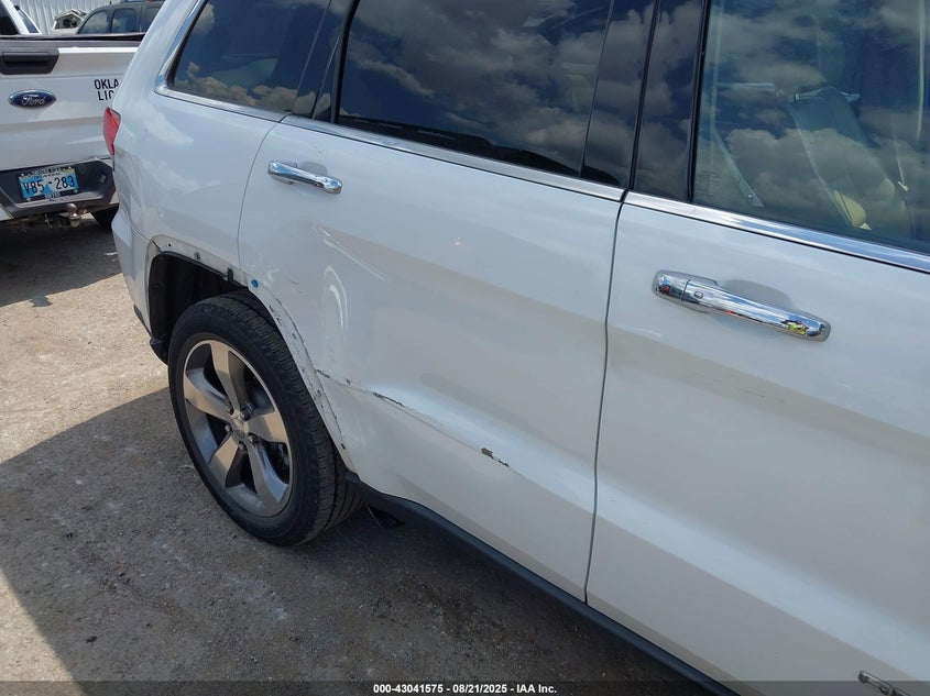 2015 Jeep Grand Cherokee Limited VIN: 1C4RJEBG3FC780076 Lot: 43041575