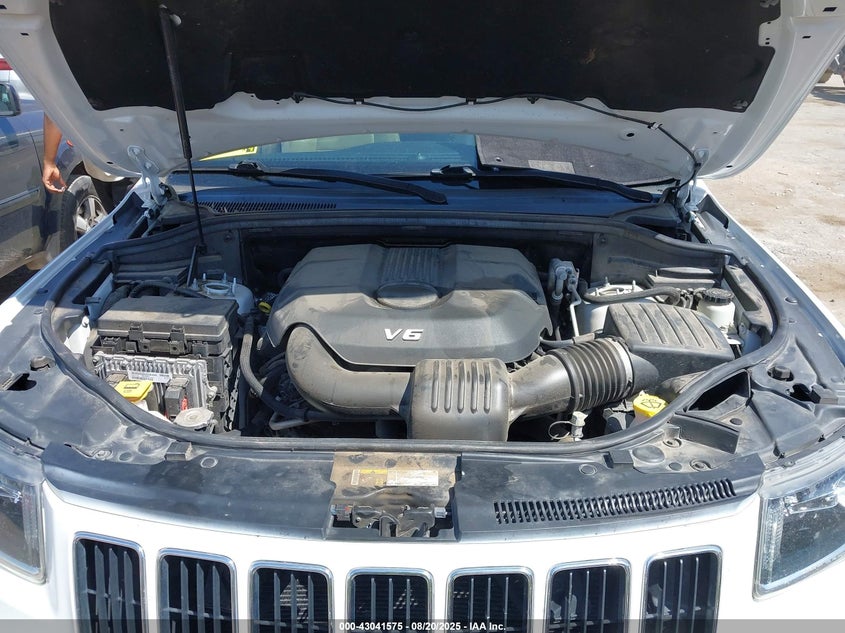 2015 Jeep Grand Cherokee Limited VIN: 1C4RJEBG3FC780076 Lot: 43041575