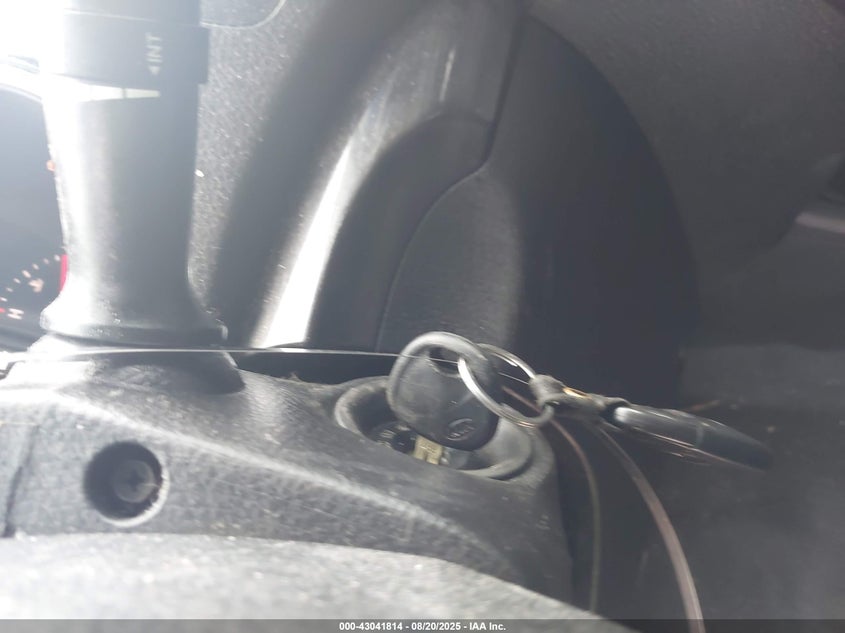 2011 Kia Sorento Lx VIN: 5XYKTDA14BG140726 Lot: 43041814