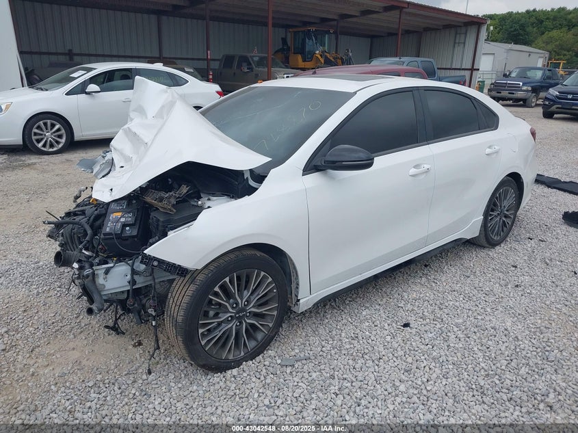 VIN 3KPF54AD8RE728870 2024 KIA FORTE GT-LINE