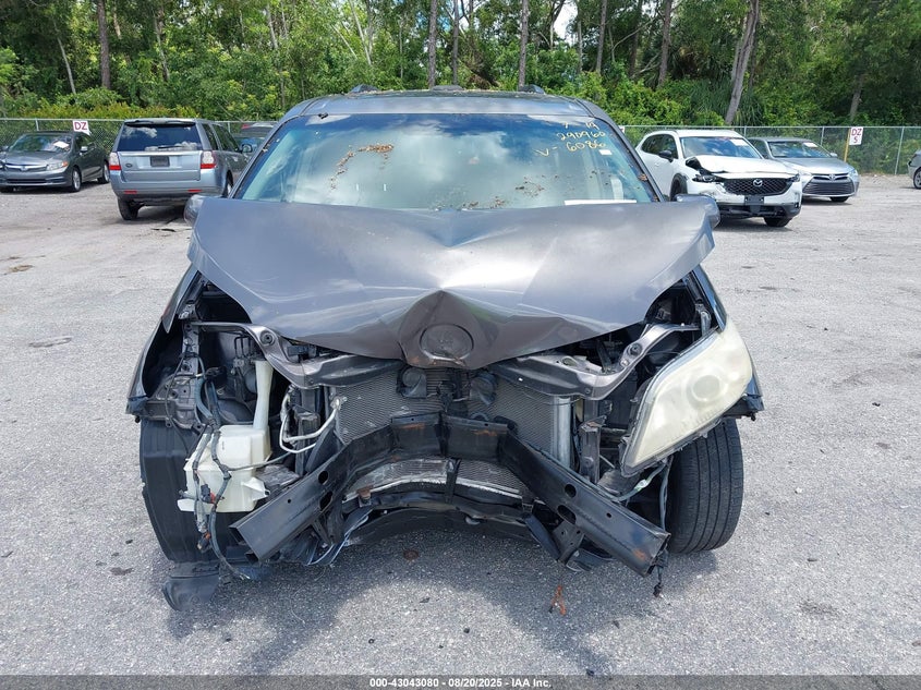 2011 Toyota Sienna Limited VIN: 5TDDK3DC2BS016086 Lot: 43043080