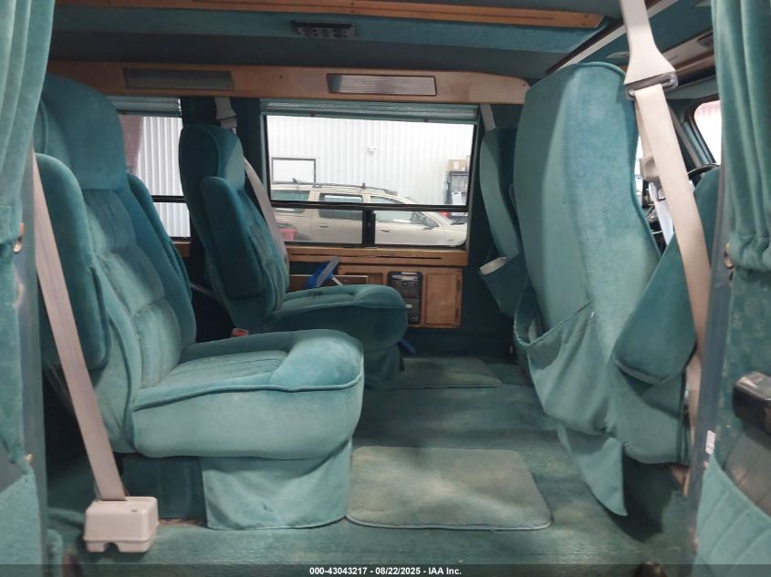 1995 Chevrolet G20 VIN: 1GBEG25HXSF214221 Lot: 43043217