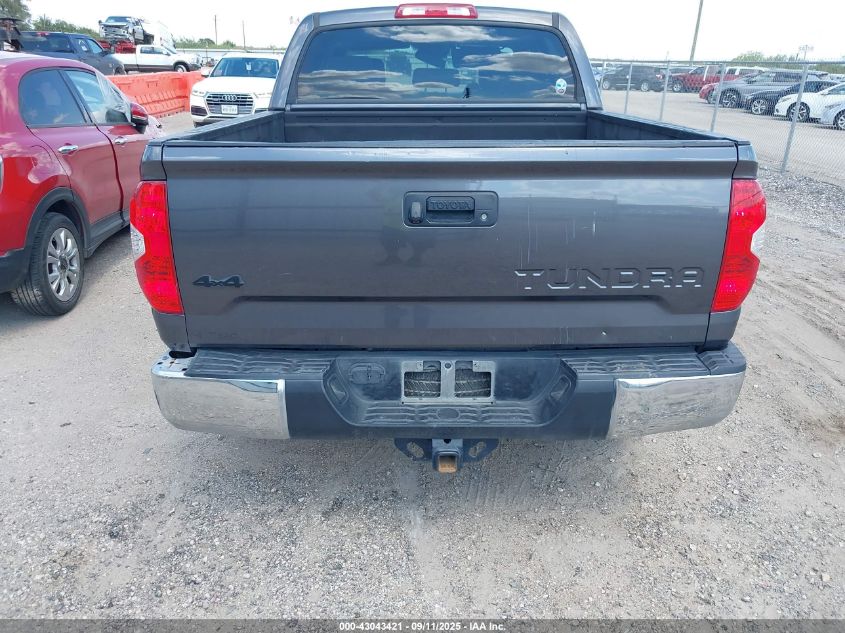 2018 Toyota Tundra Sr5 5.7L V8 VIN: 5TFDY5F12JX703017 Lot: 43043421