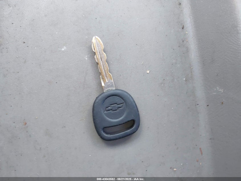 2004 Chevrolet Suburban 1500 Lt VIN: 3GNEC16Z94G240830 Lot: 43043582