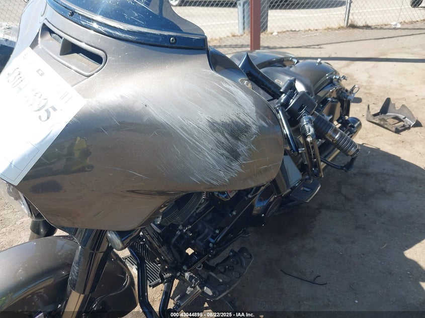 2021 Harley-Davidson Flhxse VIN: 1HD1PXL2XMB954270 Lot: 43044895