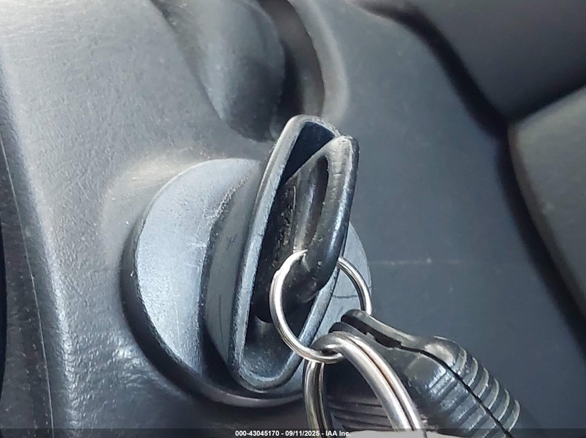 2004 Ford E-450 Cutaway Standard VIN: 1FDXE45S14HB08888 Lot: 43045170