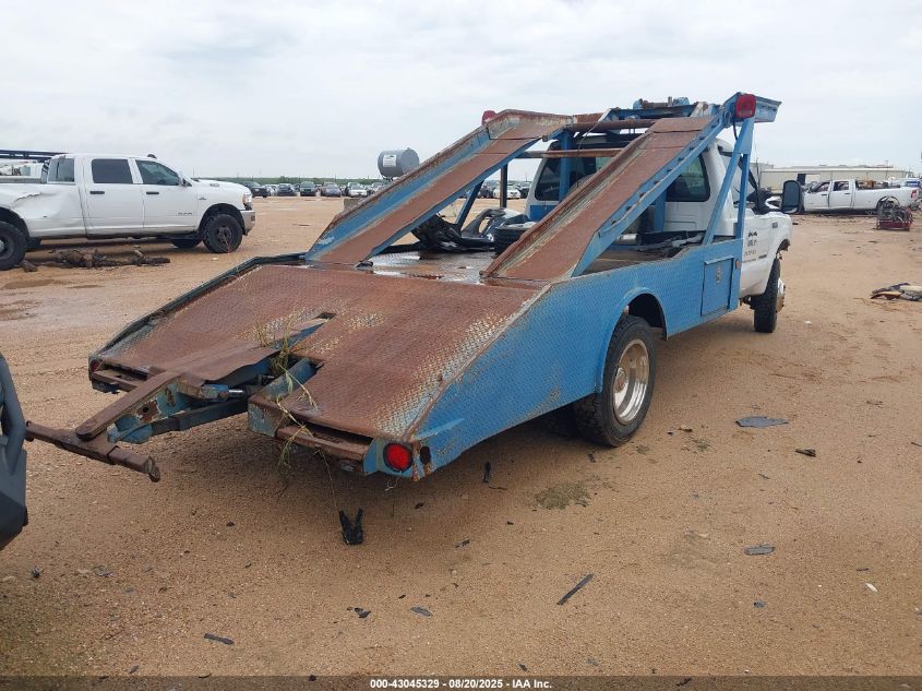 1999 Ford F-450 Lariat/Xl/Xlt VIN: 1FDXF46F4XED78881 Lot: 43045329