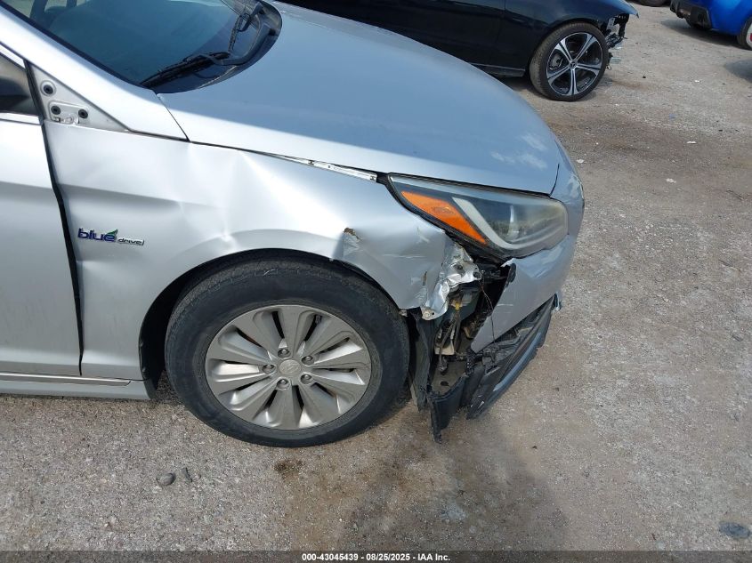 2016 Hyundai Sonata Hybrid Se VIN: KMHE24L17GA040507 Lot: 43045439