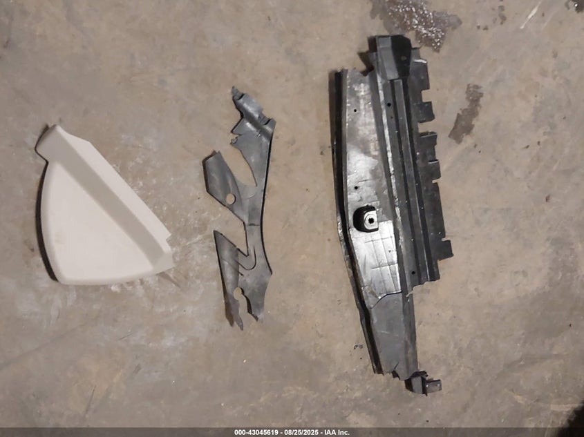 2009 Mercedes-Benz C 300 Luxury/Sport VIN: WDDGF54X79R076167 Lot: 43045619