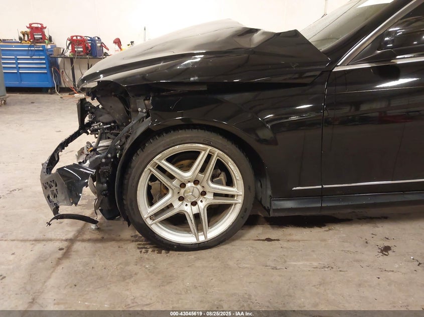 2009 Mercedes-Benz C 300 Luxury/Sport VIN: WDDGF54X79R076167 Lot: 43045619