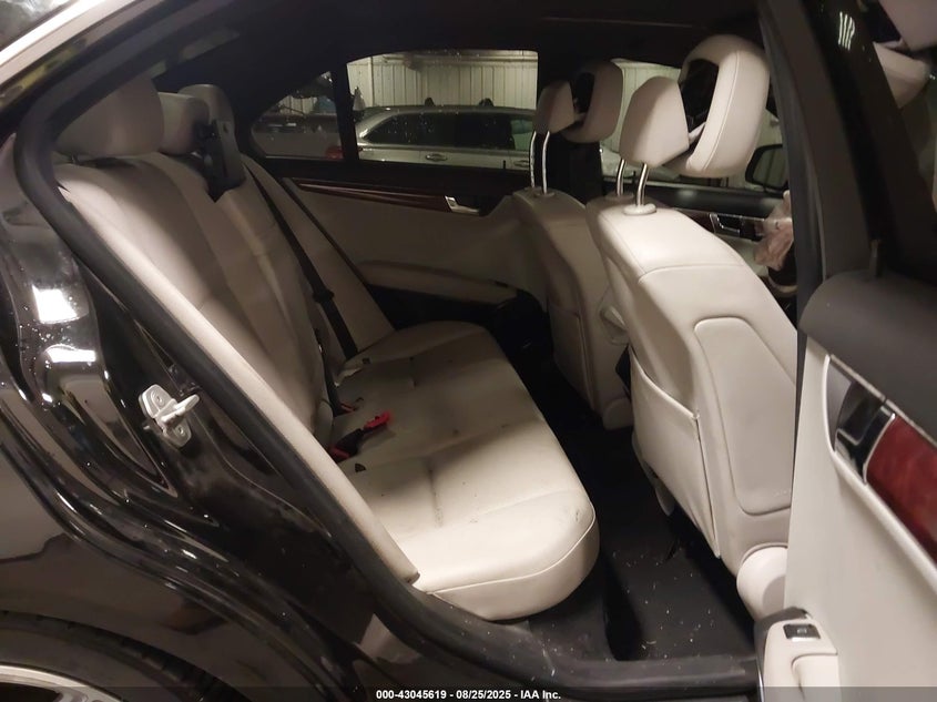 2009 Mercedes-Benz C 300 Luxury/Sport VIN: WDDGF54X79R076167 Lot: 43045619
