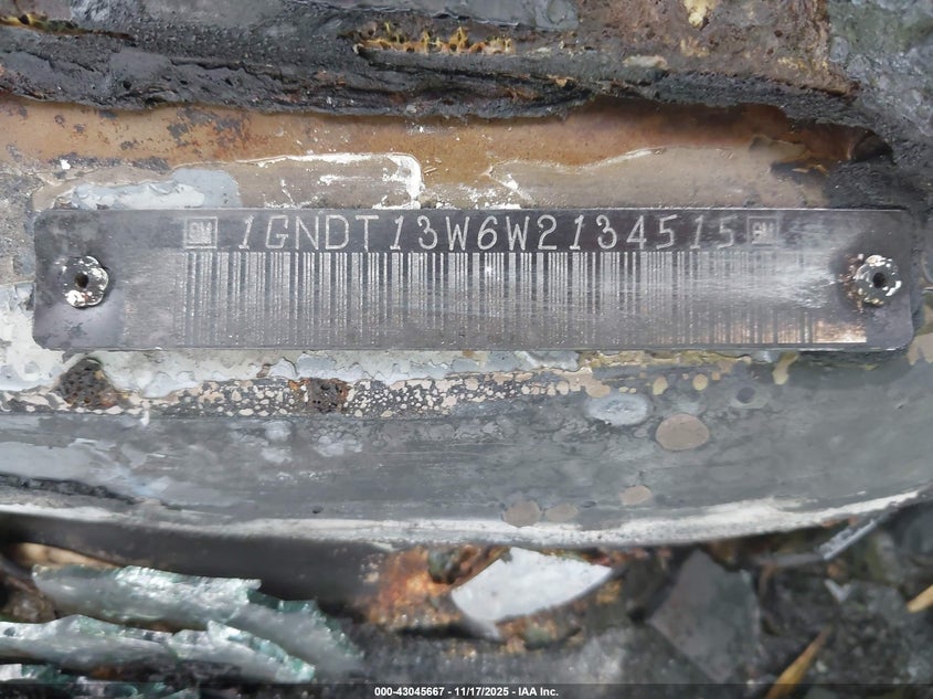 1998 Chevrolet Blazer Ls VIN: 1GNDT13W6W2134515 Lot: 43045667