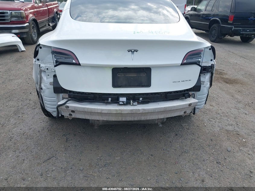 VIN 5YJ3E1EB2NF165202 2022 TESLA MODEL 3 LONG RANGE DUAL MOTOR ALL-WHEEL DRIVE