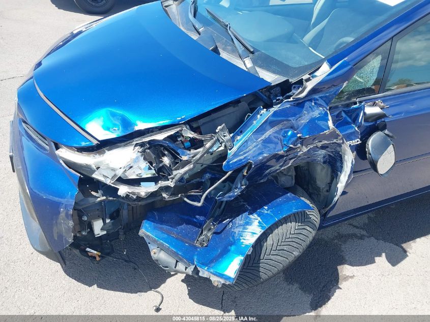 2015 Toyota Prius V Five/Four/Three/Two VIN: JTDZN3EU8FJ037015 Lot: 43045815