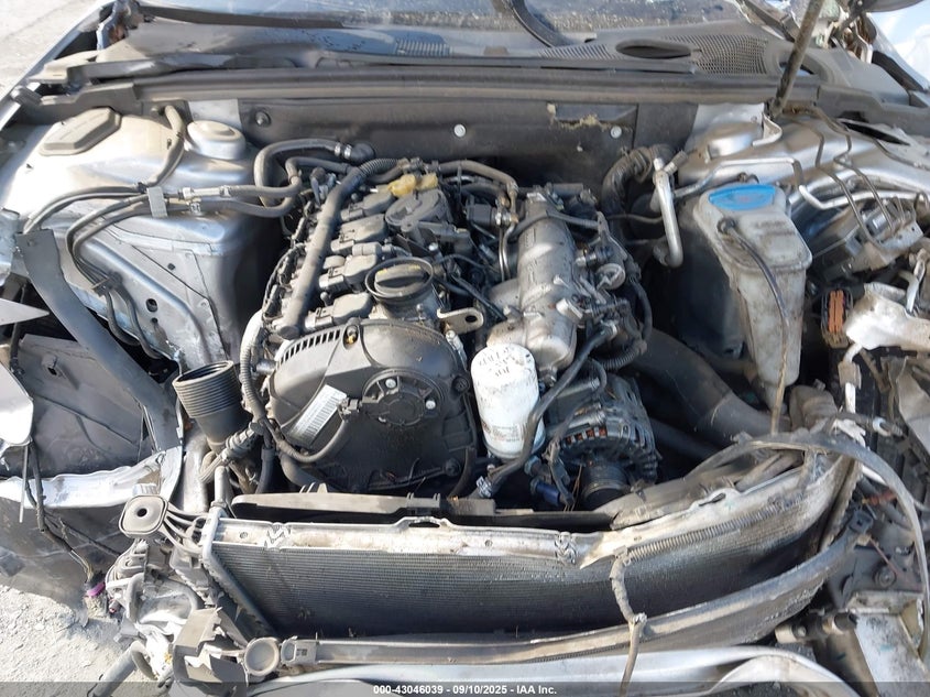 2015 Audi A4 2.0T Premium VIN: WAUFFAFL4FN033768 Lot: 43046039