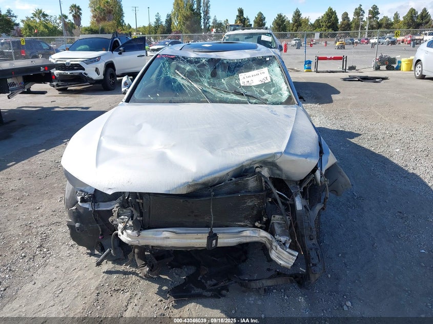 2015 Audi A4 2.0T Premium VIN: WAUFFAFL4FN033768 Lot: 43046039