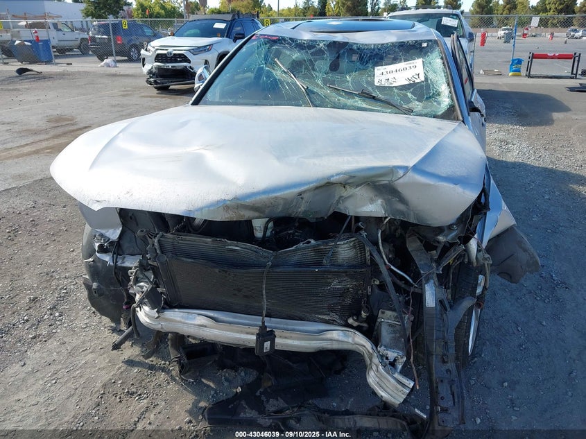 2015 Audi A4 2.0T Premium VIN: WAUFFAFL4FN033768 Lot: 43046039