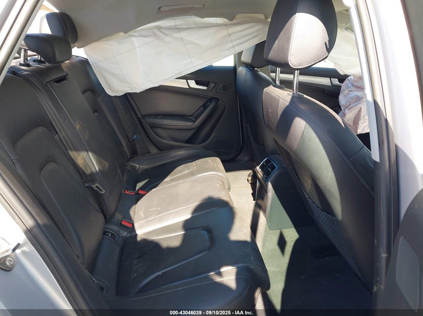 2015 Audi A4 2.0T Premium VIN: WAUFFAFL4FN033768 Lot: 43046039