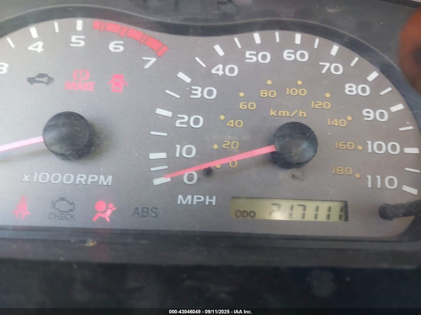 2003 Toyota Sequoia Limited V8 VIN: 5TDBT48A23S152531 Lot: 43046049