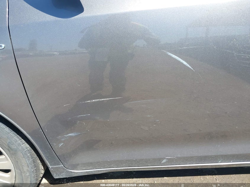 2016 Toyota Sienna Limited 7 Passenger VIN: 5TDDK3DC4GS137600 Lot: 43046111