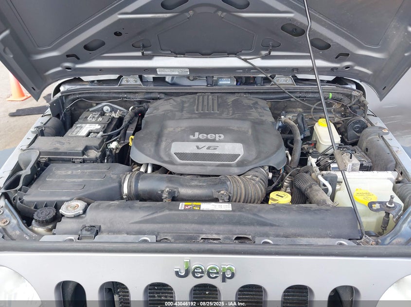 2014 JEEP WRANGLER UNLIMITED SPORT - 1C4BJWDG2EL269350