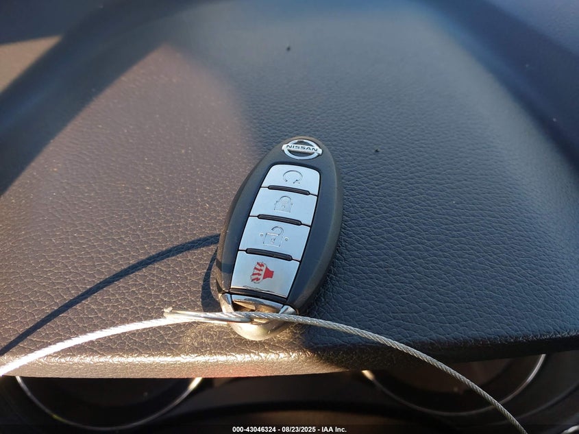 2017 NISSAN ROGUE SV - KNMAT2MV4HP583138