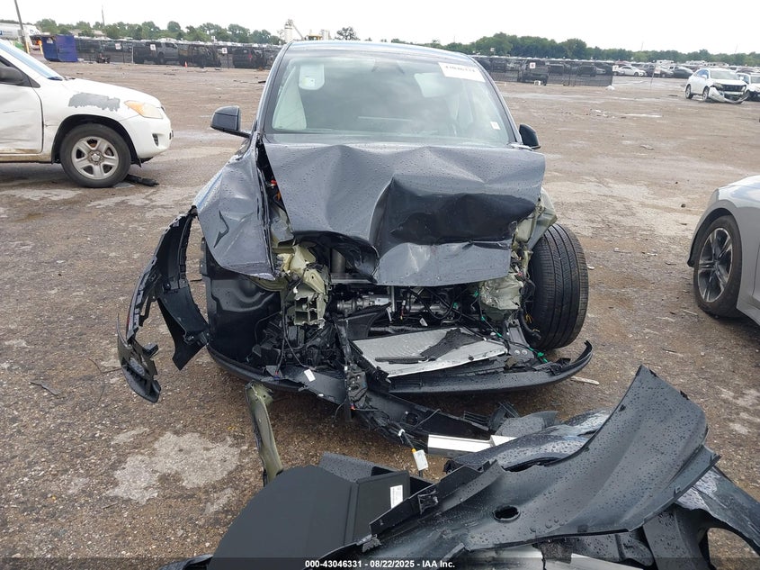 2026 Tesla Model Y Long Range Dual Motor All-Wheel Drive/Long Range Launch Series VIN: 7SAYGDEE9TA440217 Lot: 43046331