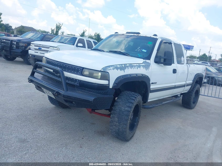 2GCEK19T921142406 2002 CHEVROLET SILVERADO photo no. 2