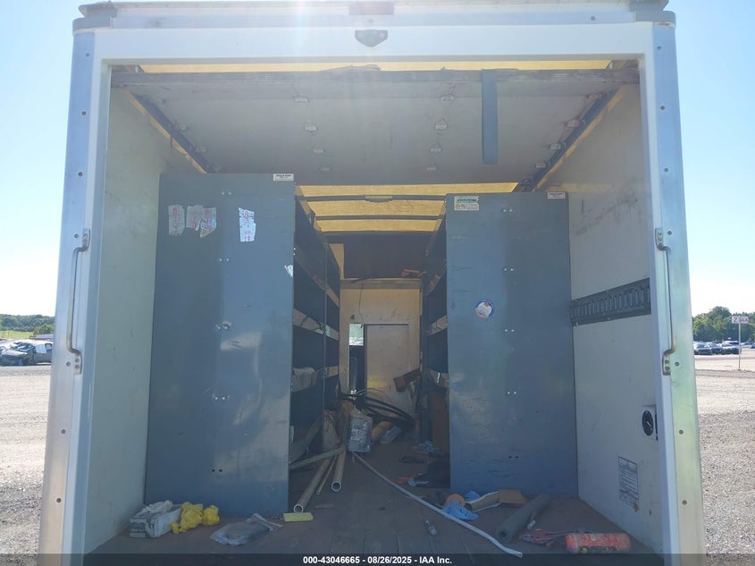 2019 Chevrolet Express Cutaway Work Van VIN: 1GB0GRFG5K1216397 Lot: 43046665