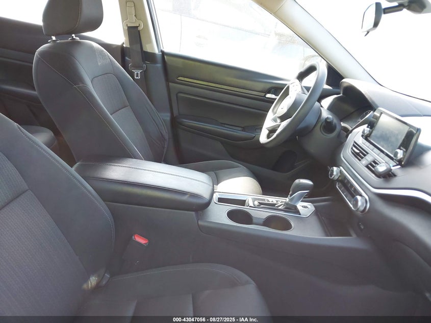 VIN 1N4BL4BV3MN358448 2021 NISSAN ALTIMA S FWD