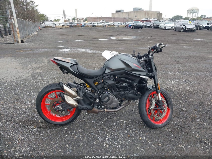 2024 Ducati Monster VIN: ZDMMAMDT9RB008534 Lot: 43047187