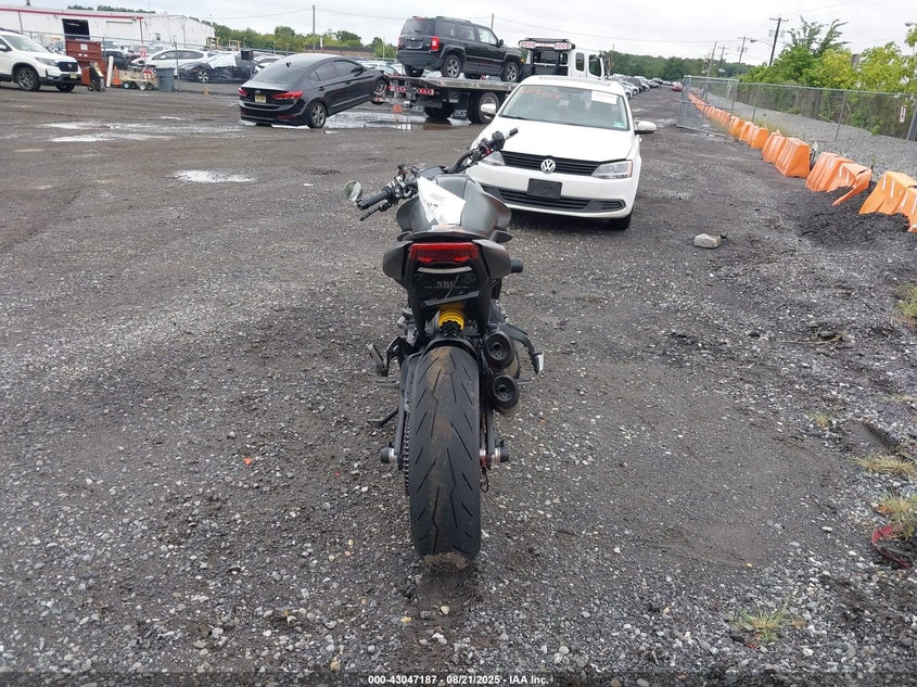 2024 Ducati Monster VIN: ZDMMAMDT9RB008534 Lot: 43047187