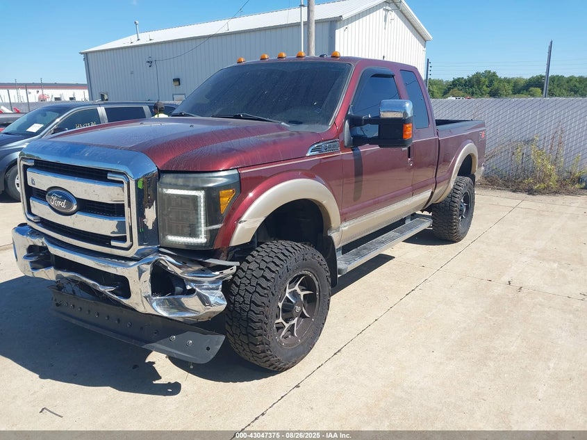 1FT8X3B63BEB72479 2011 FORD F350 photo no. 2
