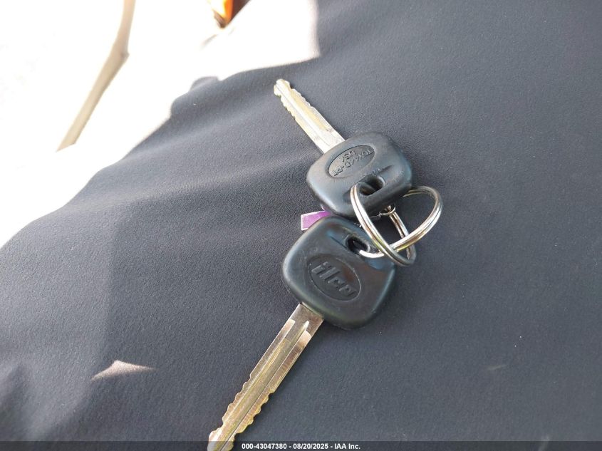 2003 Toyota Camry Xle V6 VIN: 4T1BF30K33U550358 Lot: 43047380