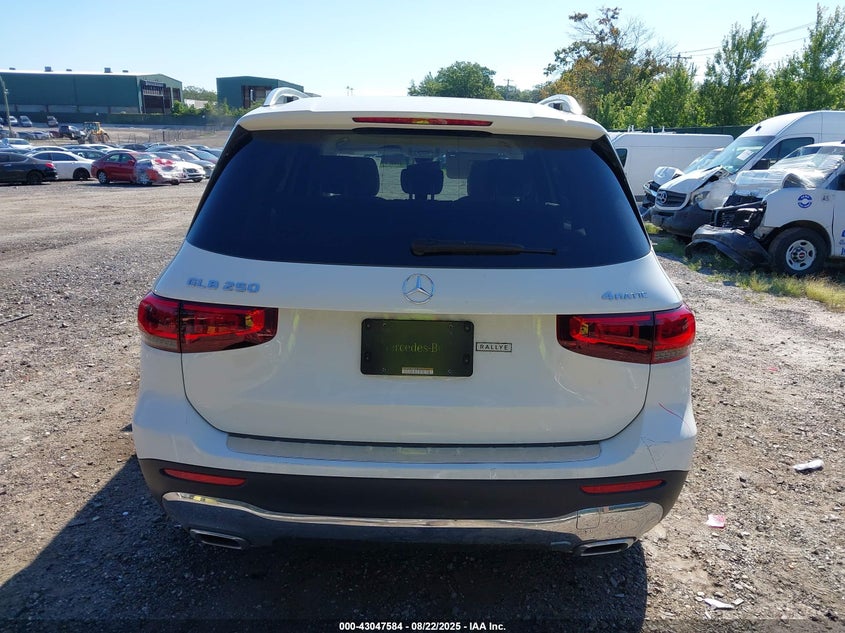 2022 MERCEDES-BENZ GLB 250 4MATIC - W1N4M4HB8NW182773