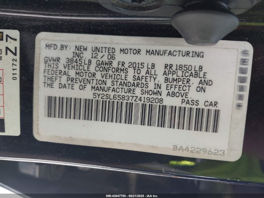 2007 Pontiac Vibe VIN: 5Y2SL65837Z419208 Lot: 43047785