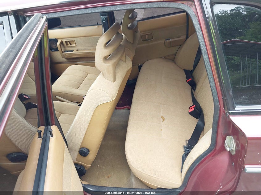 1991 Volvo 240 VIN: YV1AA8844M1435668 Lot: 43047811