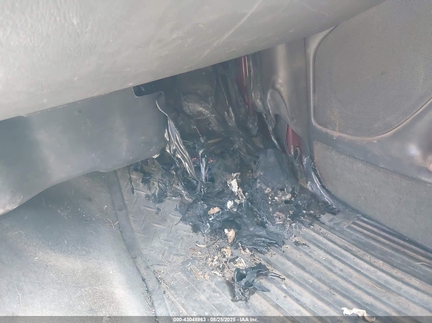 2005 Chevrolet Silverado 1500 Z71 VIN: 2GCEK13T851391955 Lot: 43048963