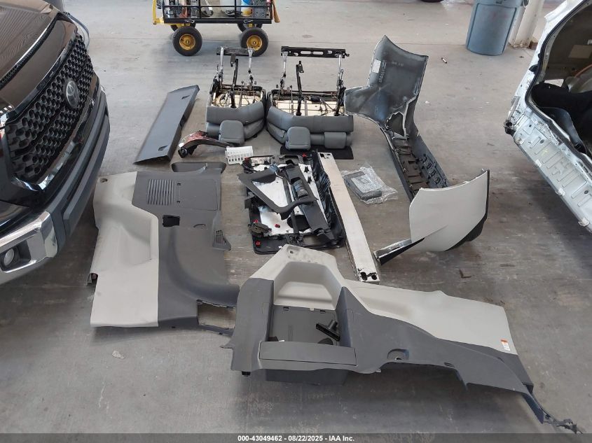 2023 Toyota Sienna - 5TDYRKEC3PS176233