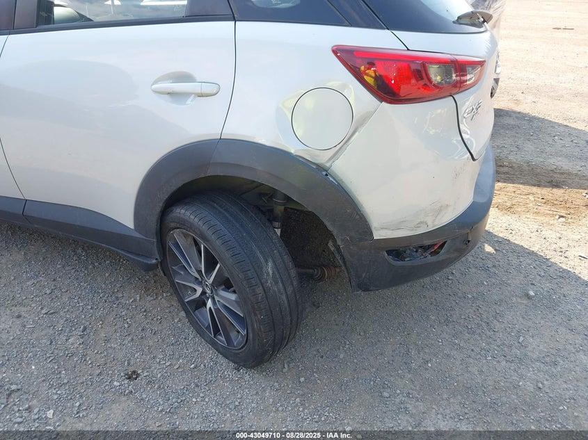 2018 Mazda Cx-3 2.0 Touring White Lot 111043049710 Vin JM1DKFC73J0301080