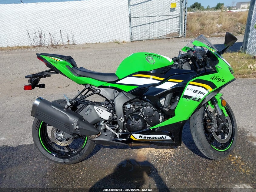 2025 Kawasaki Zx636 K VIN: JKBZXJJ16SA021437 Lot: 43050253