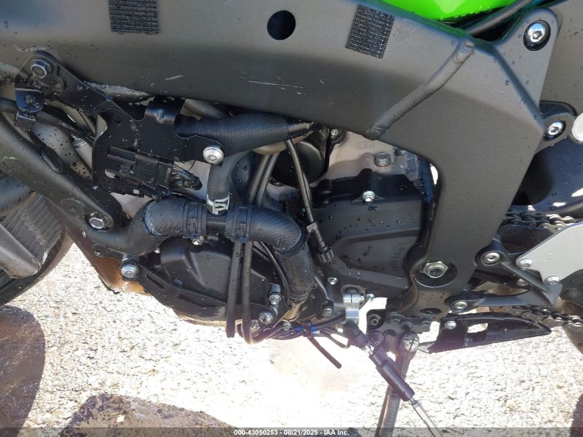 2025 Kawasaki Zx636 K VIN: JKBZXJJ16SA021437 Lot: 43050253