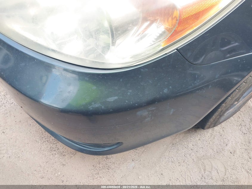 2002 Toyota Camry Le VIN: 4T1BE32K12U530897 Lot: 43050438