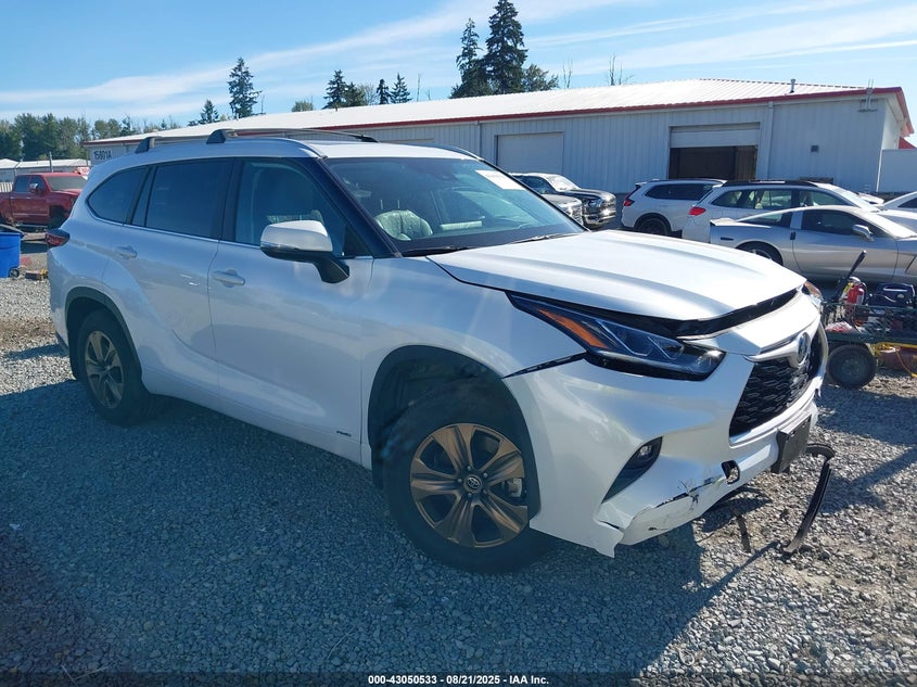 TOYOTA HIGHLANDER HYBRID XLE BRONZE