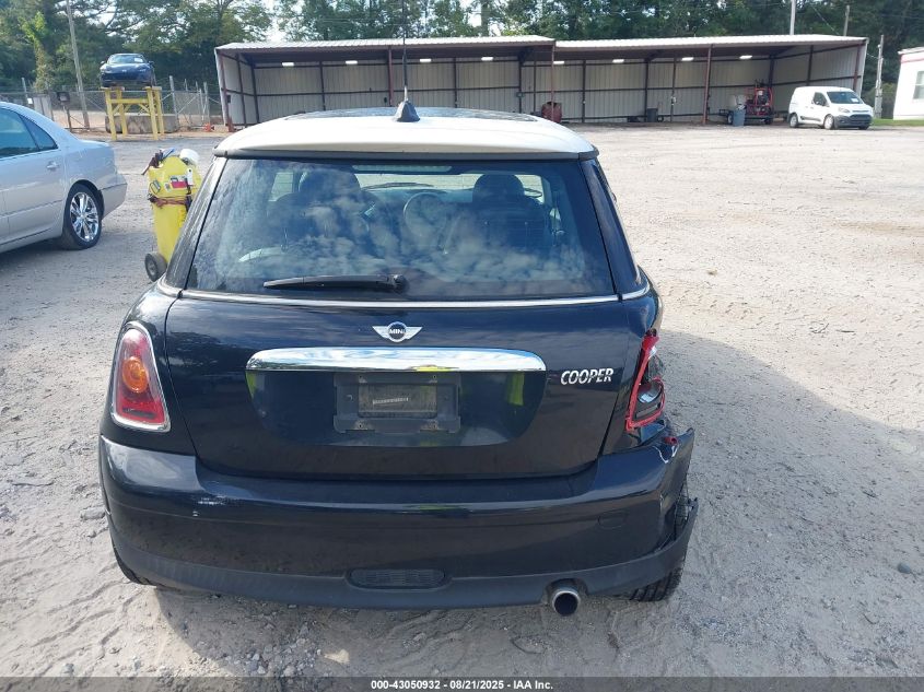 2009 Mini Cooper VIN: WMWMF33589TW77640 Lot: 43050932