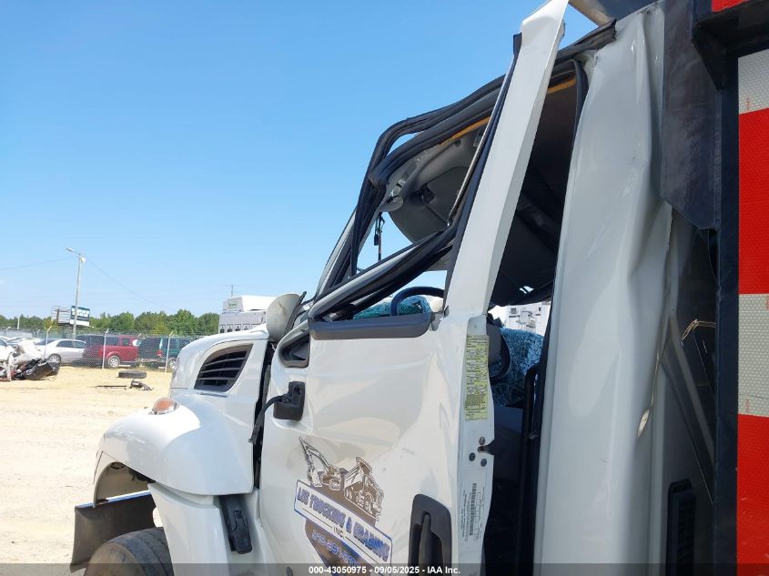 2018 International Workstar 7500 VIN: 3HAWPTAT9JL344832 Lot: 43050975