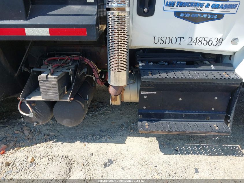 2018 International Workstar 7500 VIN: 3HAWPTAT9JL344832 Lot: 43050975